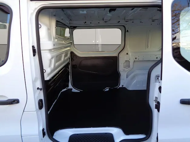 Nissan Primastar Kaw. 3.0 t L1 H1 2.0 N-Connecta
