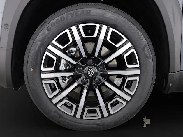 Renault R4 E-Tech Comfort Range iconic