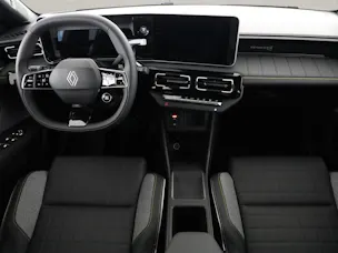 Renault R4 E-Tech Comfort Range iconic