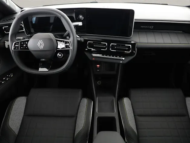 Renault R4 E-Tech Comfort Range iconic