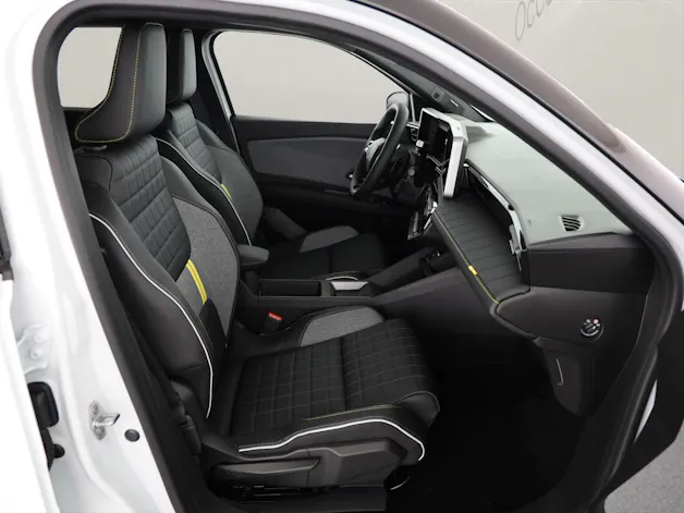 Renault R4 E-Tech Comfort Range iconic