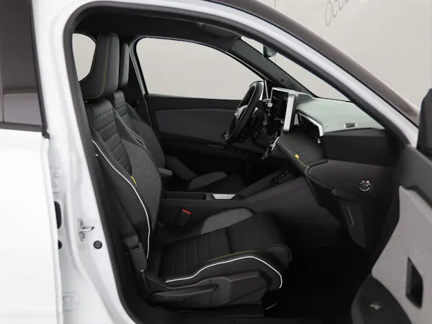 Renault R4 E-Tech Comfort Range iconic