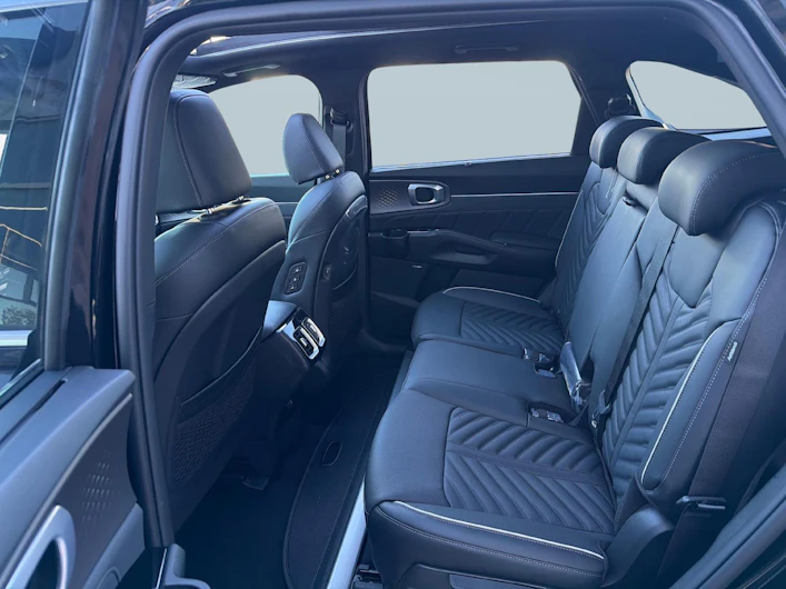 immagine del veicolo KIA SORENTO