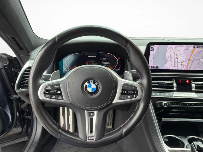 Fahrzeugbild BMW 8 SERIES