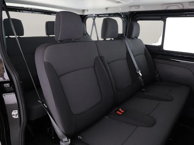 Nissan Primastar Kombi 2.8 t L1 H1 2.