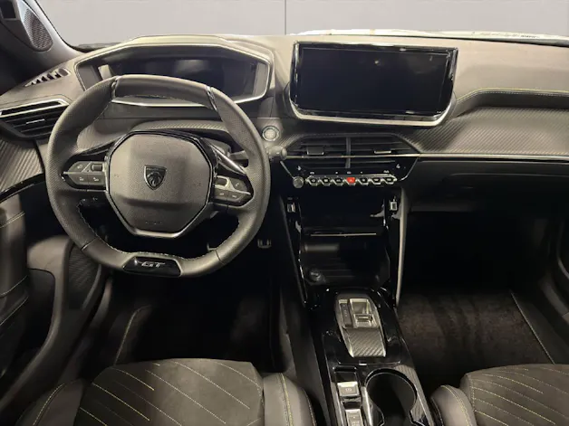Peugeot 2008 1.2 Hybrid GT