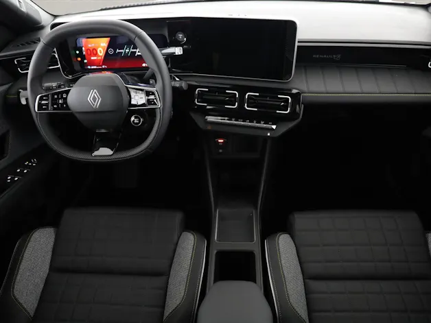 Renault R4 E-Tech Comfort Range iconic