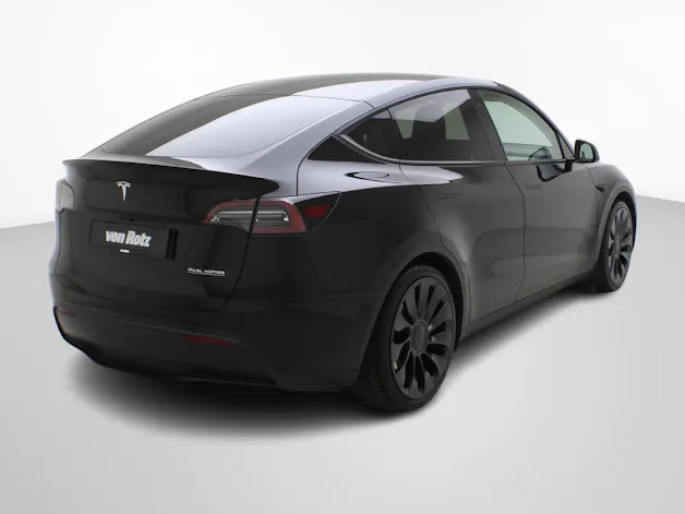 Tesla Model Y Performance AWD