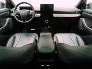 Ford Mustang Mach-E AWD 99 kWh