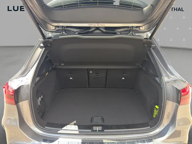 Mercedes-Benz GLA 220d 4Matic 8G-DCTSwiss Star