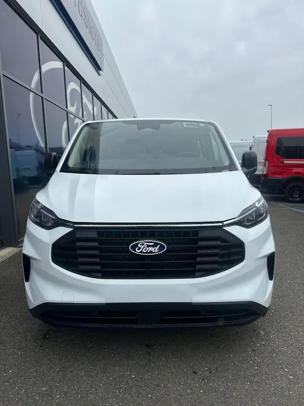 Ford Transit Custom Van 320 L2 2.0 Trend/170CV/Aut.