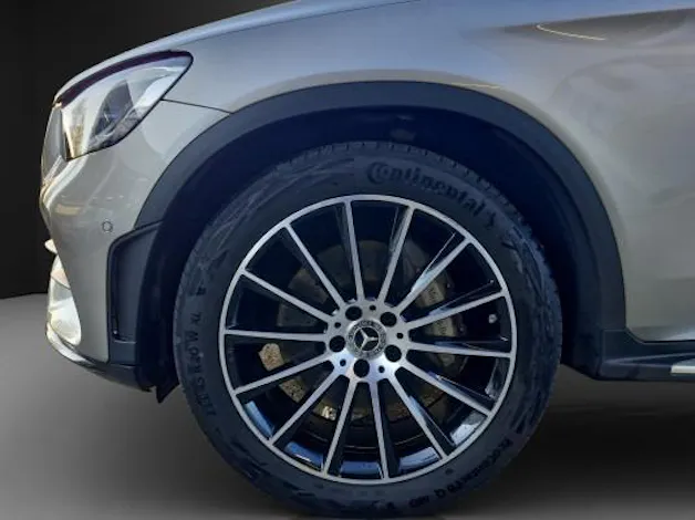 Mercedes-Benz GLC Coupé 300 AMG Line 4M
