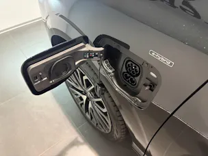 Audi Q3 SUV e-hybrid 200 kW S tronig
