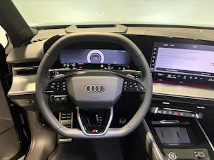 Audi Q3 SUV e-hybrid 200 kW S tronig