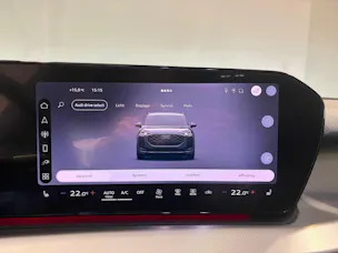 Audi Q3 SUV e-hybrid 200 kW S tronig