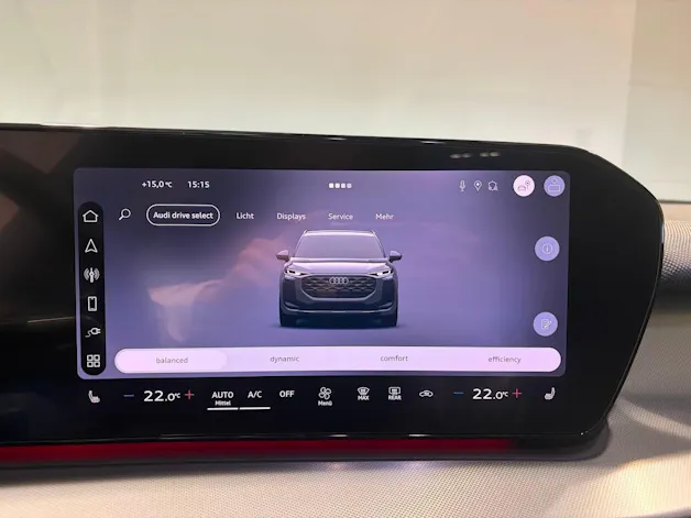 Audi Q3 SUV e-hybrid 200 kW S tronig