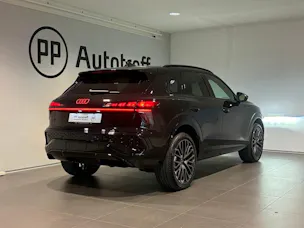 Audi Q3 SUV e-hybrid 200 kW S tronig