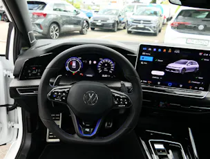 VW Golf Variant 2.0 TSI R DSG 4 Motion