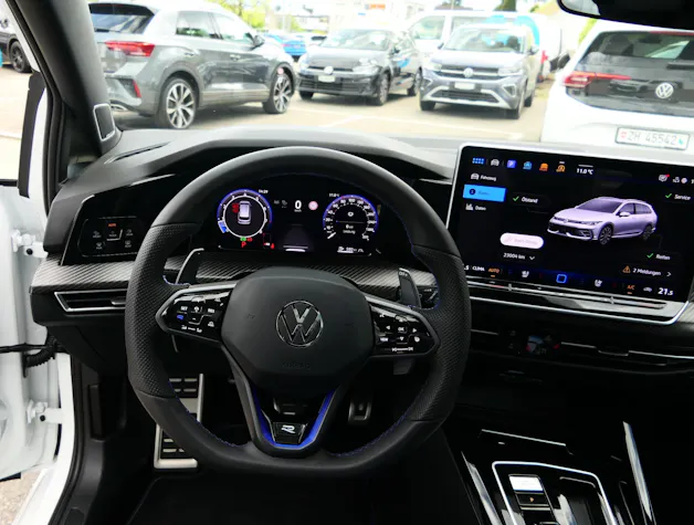 VW Golf Variant 2.0 TSI R DSG 4 Motion