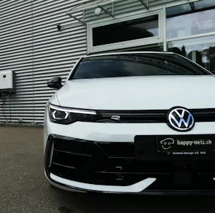 VW Golf Variant 2.0 TSI R DSG 4 Motion
