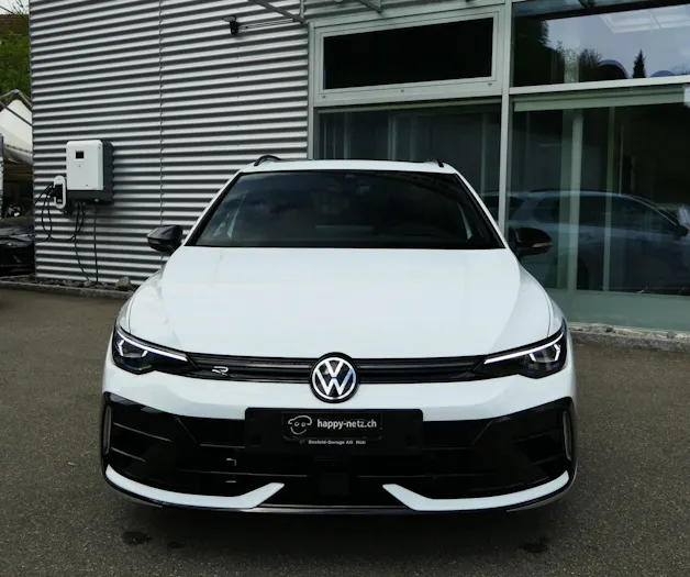 VW Golf Variant 2.0 TSI R DSG 4 Motion