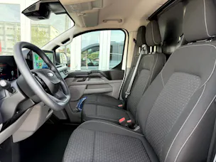 Ford Transit Custom Van PHEV 320 L1H1 Trend Automat