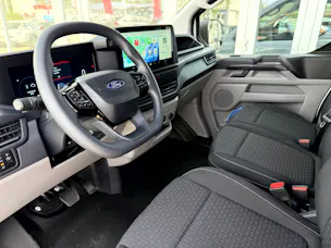 Ford Transit Custom Van PHEV 320 L1H1 Trend Automat