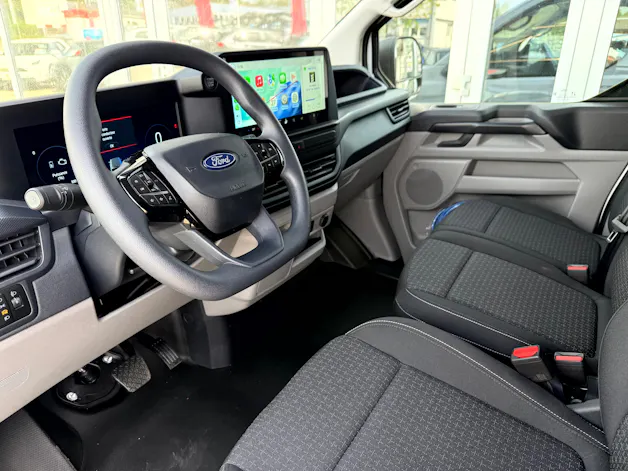 Ford Transit Custom Van PHEV 320 L1H1 Trend Automat
