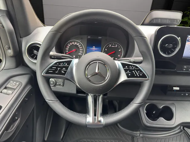 Mercedes-Benz Sprinter 317 CDI Standard 9G-TRONIC
