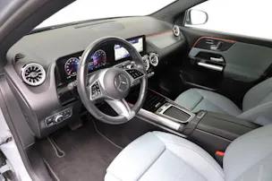 Mercedes-Benz GLA 220 4Matic 8G-DCT