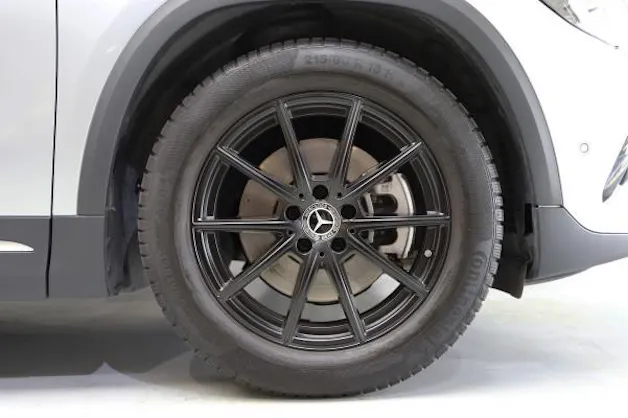Mercedes-Benz GLA 220 4Matic 8G-DCT