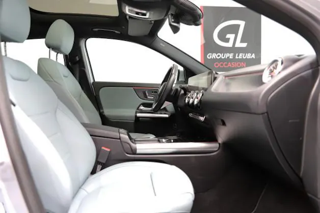 Mercedes-Benz GLA 220 4Matic 8G-DCT
