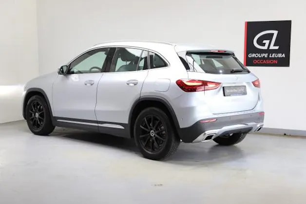 Mercedes-Benz GLA 220 4Matic 8G-DCT