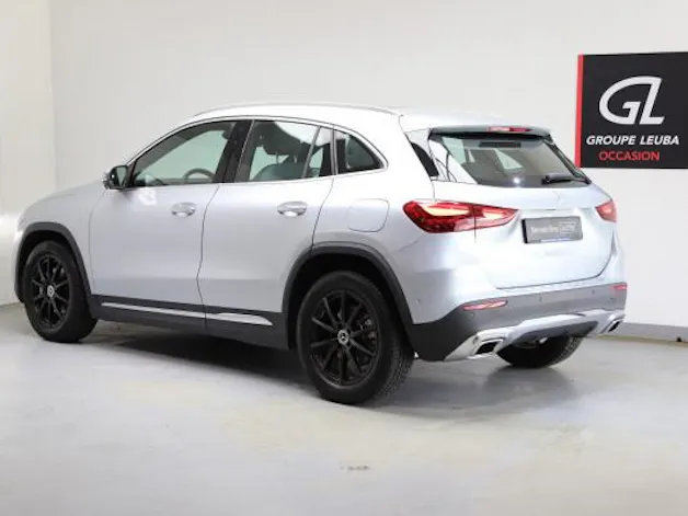 Mercedes-Benz GLA 220 4Matic 8G-DCT
