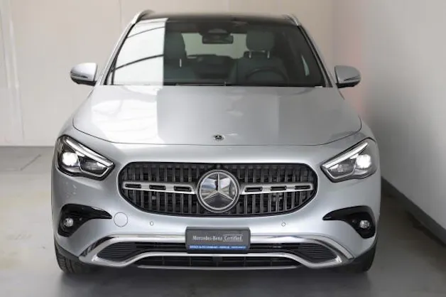 Mercedes-Benz GLA 220 4Matic 8G-DCT