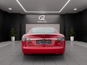 Tesla Model S 100 D