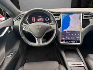 Tesla Model S 100 D