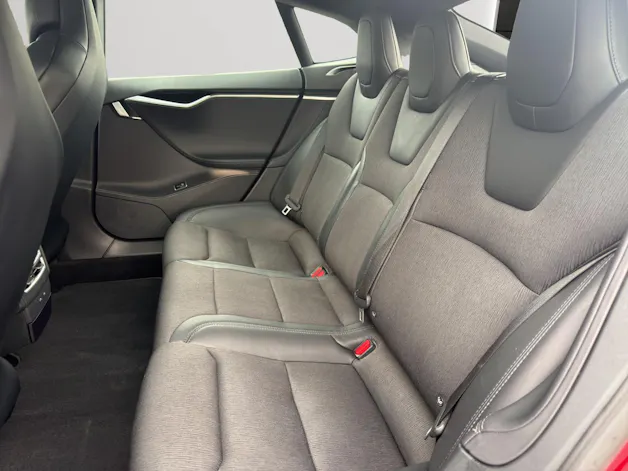 Tesla Model S 100 D
