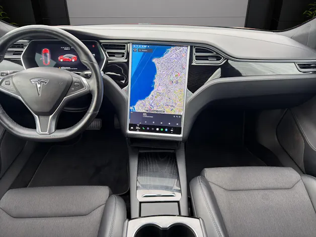 Tesla Model S 100 D
