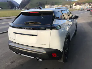 Peugeot 2008 1.2 145 MHEV Allure Premium