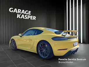 Porsche Cayman 718 GT4