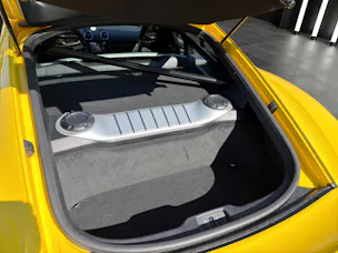 PORSCHE Cayman 718 GT4