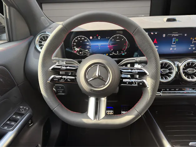 Mercedes-Benz GLA 220d 4Matic 8G-DCTSwiss Star