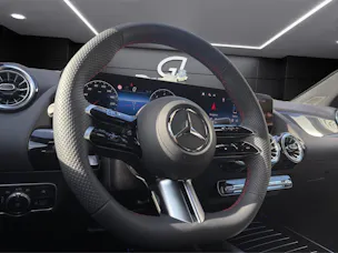 Mercedes-Benz GLA 220d 4Matic 8G-DCTSwiss Star