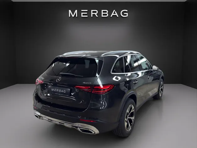 Mercedes-Benz GLC 300 e 4MATIC with EQ Hybrid Technology "EQ Star"