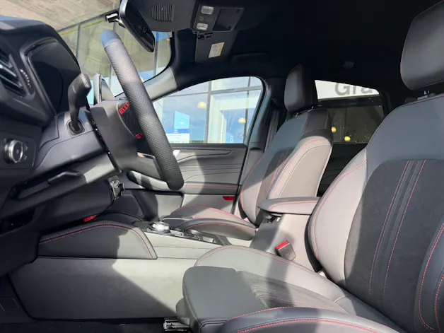 Ford Kuga 2.5 FHEV ST-Line X 4WD