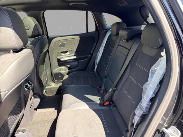 Mercedes-Benz GLA 200 Night Star 7G-DCT