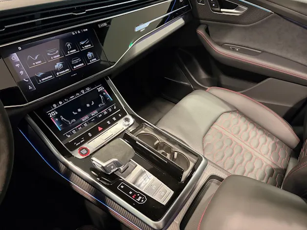 Audi RSQ8 performance quattro