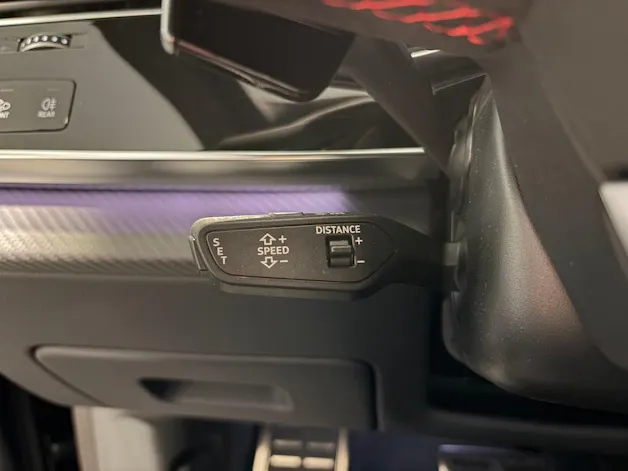 Audi RSQ8 performance quattro