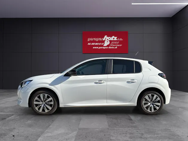 Peugeot 208 1.2 Active Pack EAT8